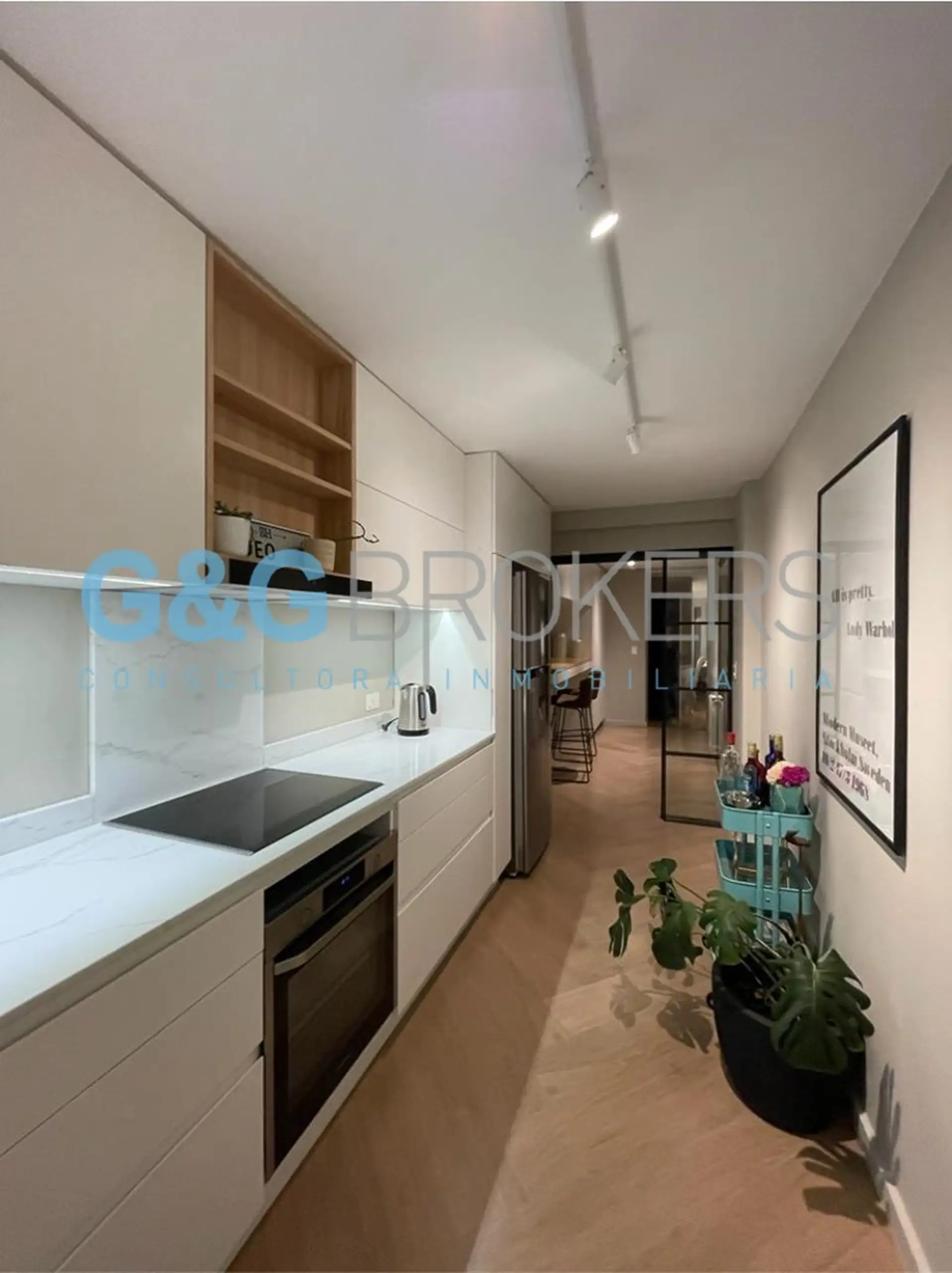 Departamento 2 amb, 72m² con cochera y pileta — Playa Chica