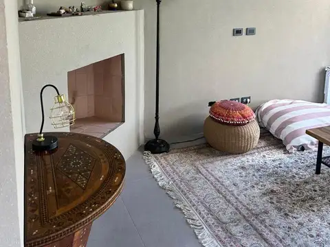 Casa en Alquiler Temporal con 6 cocheras