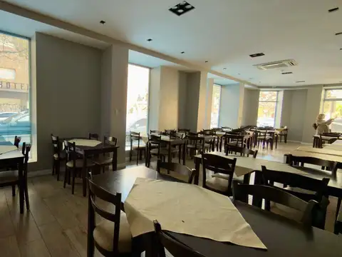 Hotel en venta - 3 de Febrero  al 2900