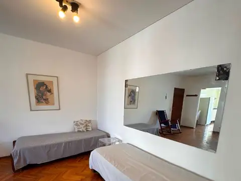 Departamento en Alquiler en Chacarita, $ 700.000