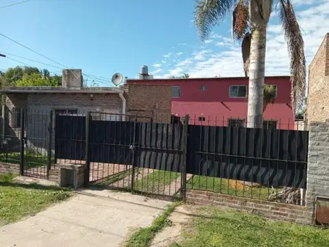 VENTA BLOCK DE DEPARTAMENTOS PH APTO CRÉDITO CON JARDIN Y COCHERA CAÑUELAS TODOS LOS SERVICIOS