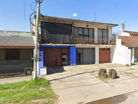 Vivienda y Locales en Barrio Los Alamos