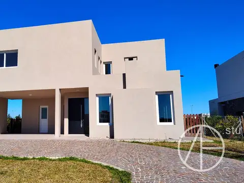 Casa en Venta en Puertos - Barrio Costas, USD 449.000