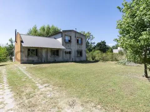 CASA EN VENTA EN LA HERMOSURA