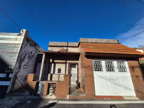 PH 3 AMBIENTES EN VENTA VALENTIN ALSINA APTO CRED