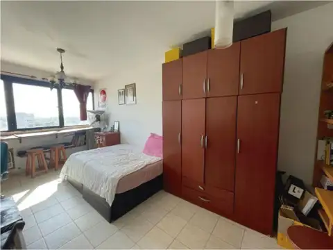 Angel Delia 800, Piso 14