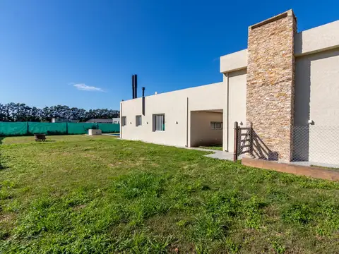 Casa en Alquiler en Fighiera, USD 1.250
