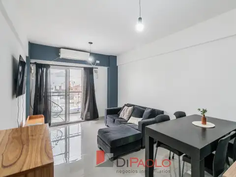 Venta Departamento 2 ambientes con cochera en Caseros Centro