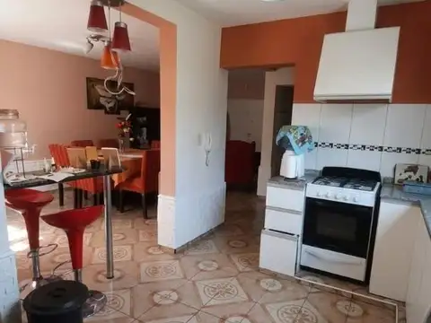 Depto Tipo Casa en Venta con 2 cocheras