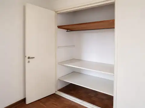 Departamento en Venta en Coghlan, USD 54.000