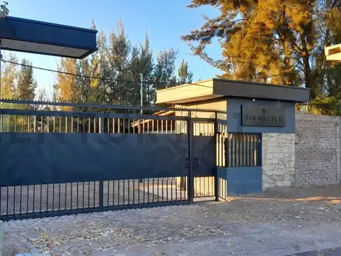 Casa en venta, barrio semi privado en Rodeo de la Cruz
