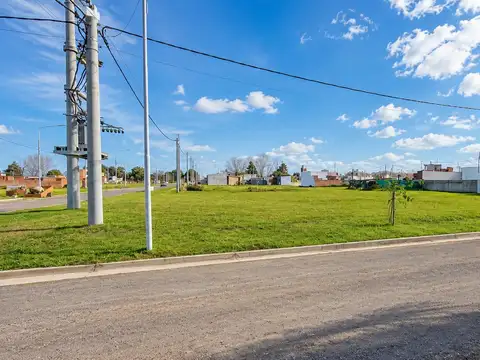 VENTA LOTE EN ESQUINA ESTANCIA LAS MORAS RICARDONE
