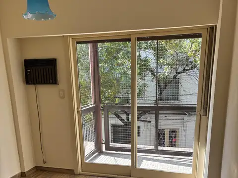 Departamento en Alquiler en Flores, $ 950.000