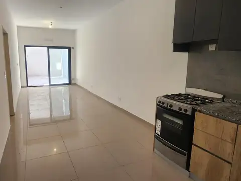 Departamento monoambiente alquiler boedo con dos patios
