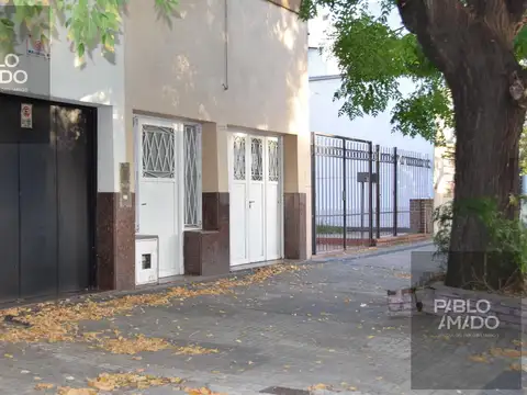 Ph. 2 dormitorios. Cochera. 55 entre 19 y 20