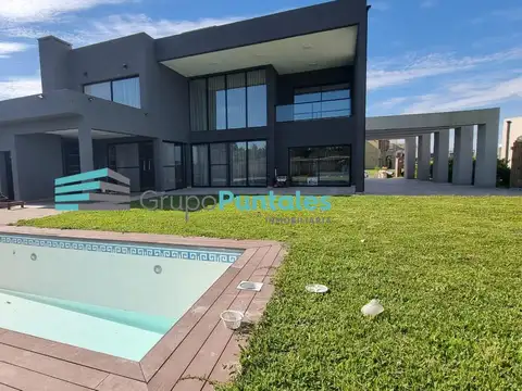Casa en Venta en Countries y Barrios Cerrados en Esteban Echeverria, USD 430.000