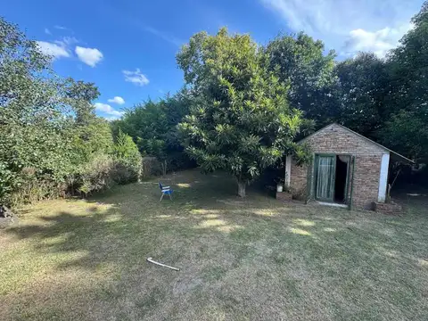 Venta Casa quinta 3 ambientes en Carlos Spegazzini