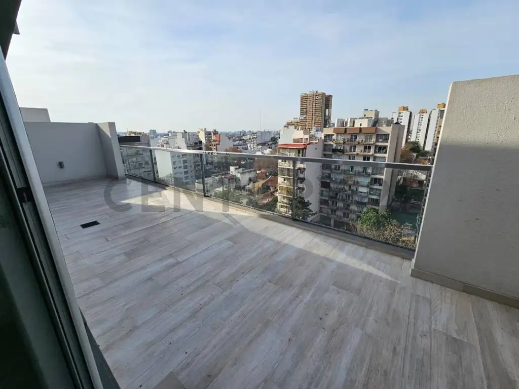 DANTE 100, Piso 10