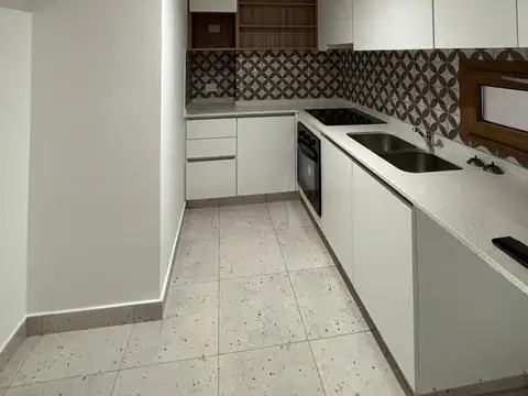 Departamento en Alquiler en Villa Pueyrredon, $ 900.000