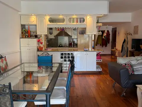 Departamento 3 ambientes con 2 baños