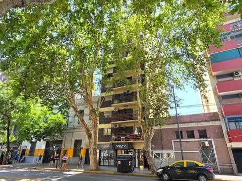 ALQUILER - MONOAMBIENTE, IMPECABLE en EXCELENTE UBICACION