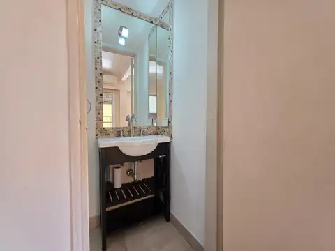 Av Regimiento De Patricios , Piso 5