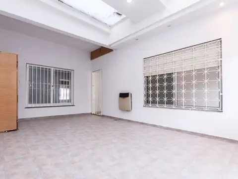 Casa en Venta en Valentin Alsina, USD 98.000