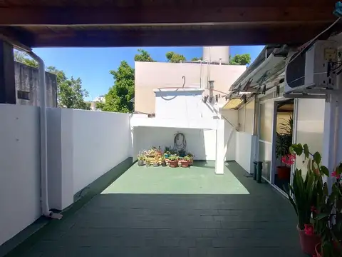 Depto Tipo Casa en Venta al Este