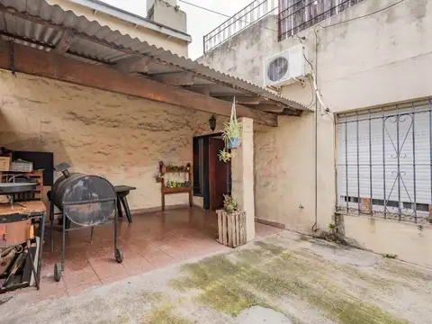 Depto Tipo Casa en Venta en Carapachay, USD 105.000