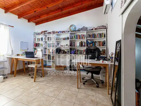 Excelente Duplex 4 amb balcon + patio + Garage