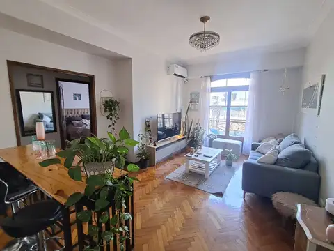 VENTA SEMIPISO TRES AMBIENTES CABALLITO