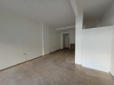Local en Alquiler en Centro, $ 700.000