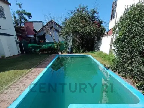 Fermin Gamboa 100, Piso 0
