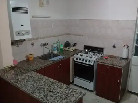 Depto Tipo Casa 3 ambientes con 1 baño