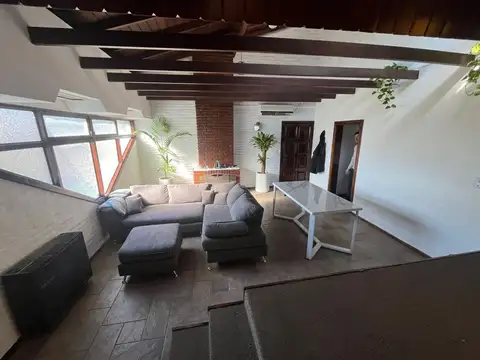 Depto Tipo Casa en Venta 26 años