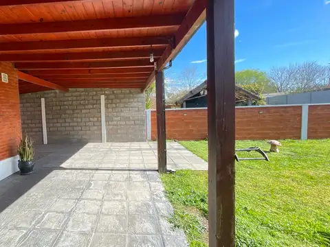 Casa en Venta con 1 cochera