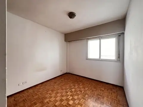 Departamento en Venta en Coghlan, USD 115.000