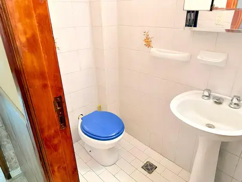 Departamento 4 ambientes con 2 baños
