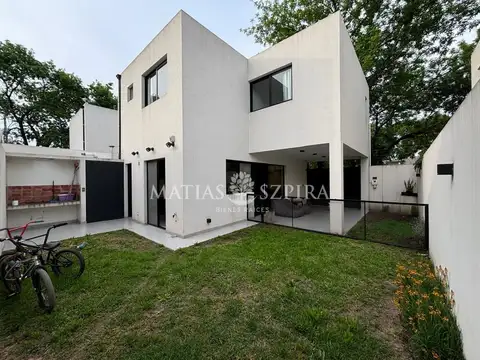 Depto Tipo Casa en Venta de 2 dormitorios