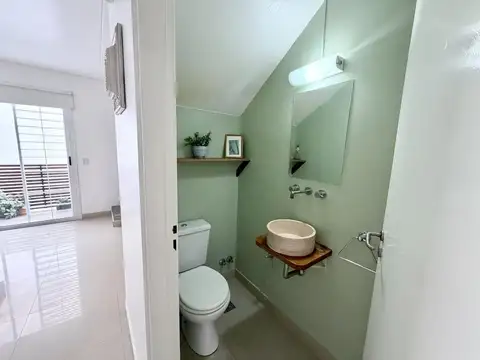 Depto Tipo Casa 2 ambientes con 2 baños