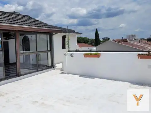 Depto Tipo Casa en Alquiler de 5 ambientes