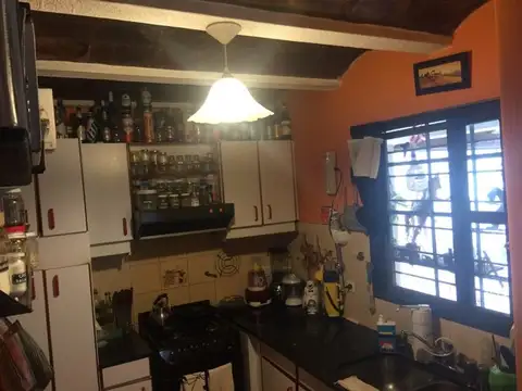 Ph tipo casa con cochera apto credito, Ubicado en Garona 1400, Lomas de Zamora