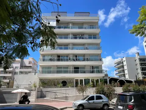 Departamento  en Alquiler en Skyroof Living, Nordelta, Tigre