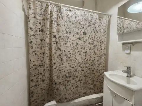 Local en Venta 66 años