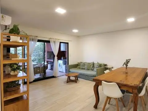 Venta, Departamento 3 ambientes. Altos de la cañada, en planta baja con jardín
