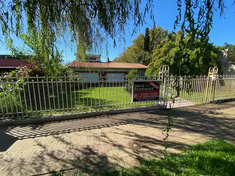 CASA DE 3 AMBIENTES EN VENTA