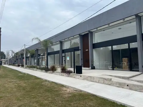 Oficina con Cochera en Venta en Gorina