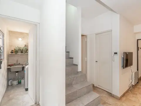 Depto Tipo Casa en Venta con 1 cocheras