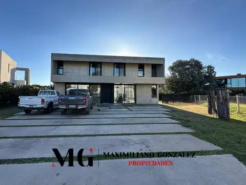 Casa en Alquiler de 5 dormitorios