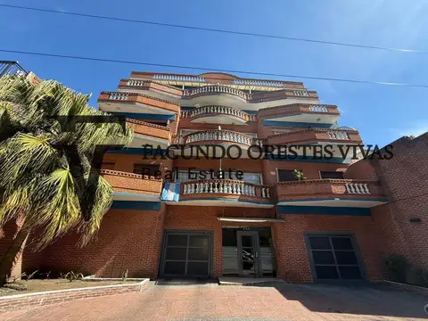 VENTA-DEPARTAMENTO-TRES AMBIENTES-COCHERA-COCHERA DE CORTESÍA-PILETA-LINIERS